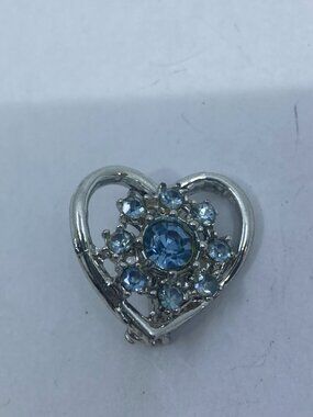 Vtg blue rhinestone silver tone heart brooch